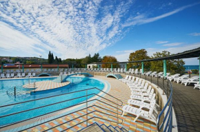  Hotel Delfin  Изола